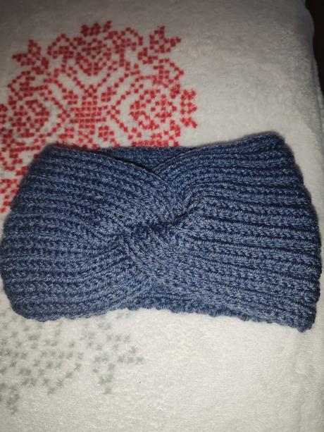 Pletena modra celenka, 