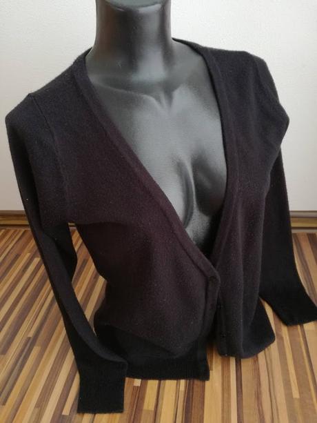 Čierny sveter tu velk. 40/42., 40