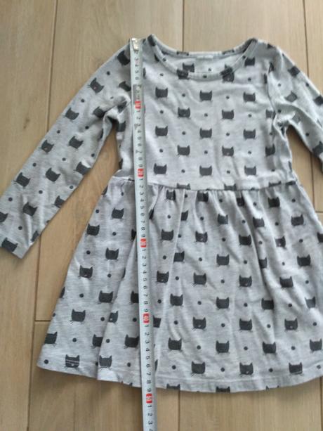 Mačičkové šaty, 92