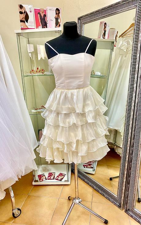 Spoločenské šaty vo veľkosti xs/s, s / xs