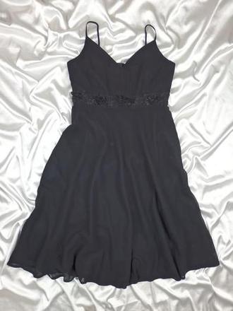 Swing čierne elegantné šaty, 40