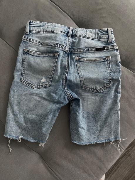 Riflové kraťasy, 134