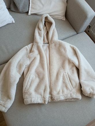 Kožušinová bunda, 158