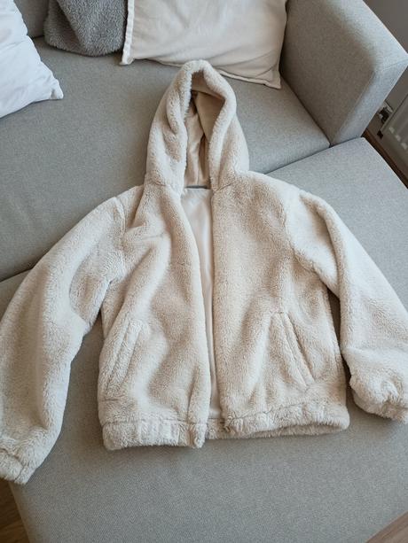 Kožušinová bunda, 158