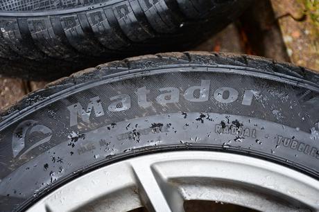 Hlinikové disky borbet + zimné pneumatiky,