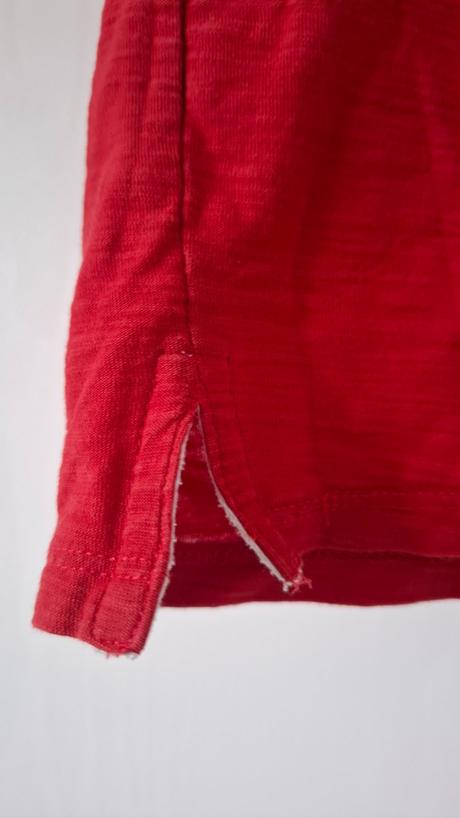 Červené tričko, calliope,152