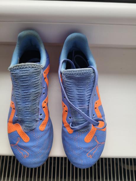 Kopačky puma +chraniče,podkolienky gratis, puma,33