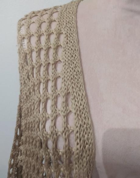 Dierovaný kardigán, m / s