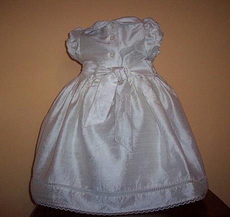 Smotanové šaty, 74