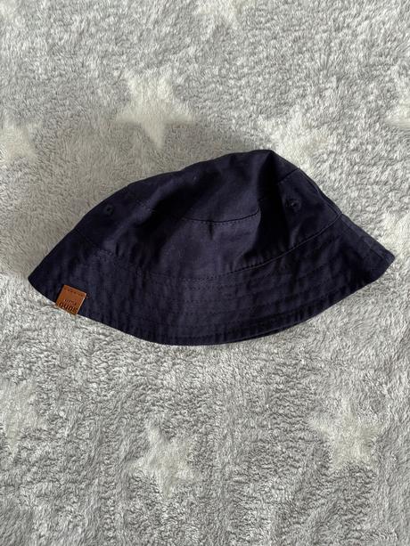 2x klobúčik, f&f,62