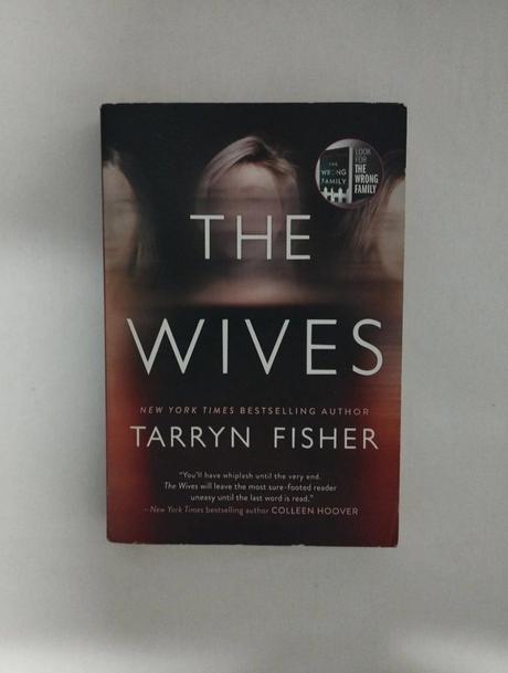 Kniha tarryn fisher, the wives,