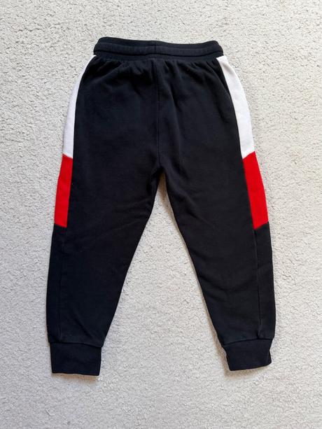 Teplakova suprava mickey mouse - super stav, next,110