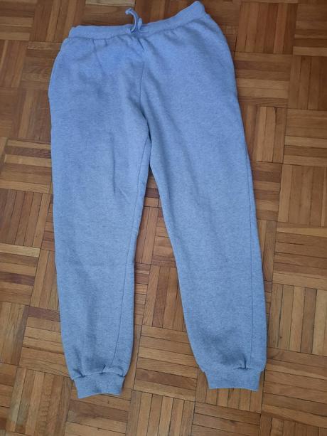 Chlapčenské tepláky, kik,146