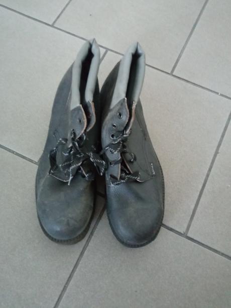 S oceľovou spicou, 45