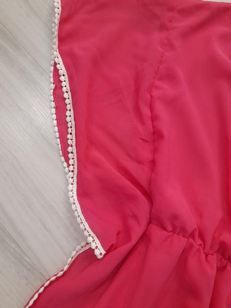 Pekné ružové šaty, m