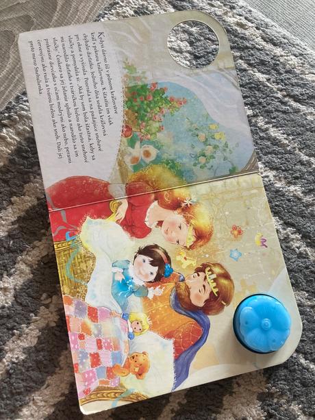 Snehulienka a medovníková chalúpka leporelá, 