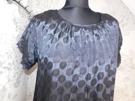 Pekne šaty,navy farby, topshop,38