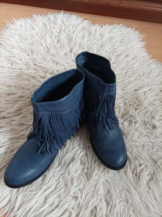 Kotníkové čižmičky už aj s poštou, 39