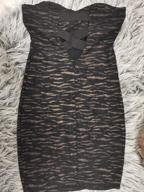 Čierne šaty, amisu,38