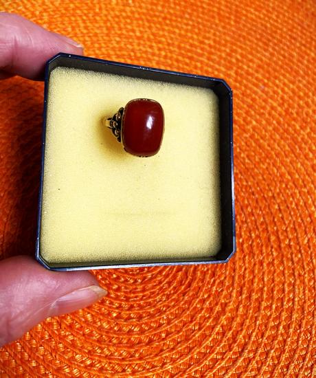 Starož.prsteň s karneolom,