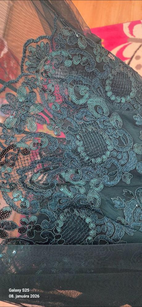 Smaragdové šaty, xl