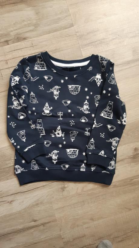 Mikinka so zimnym motivom nova, pepco,92