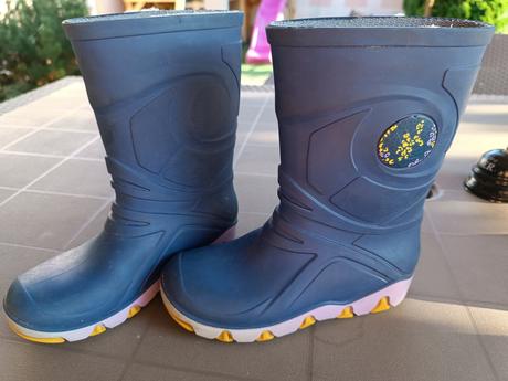 Gumáky 28/29, lupilu,28