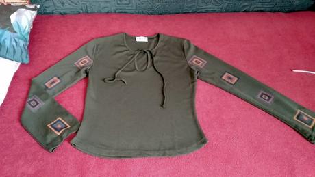 "retrotičká" z 90-tich rokov, m