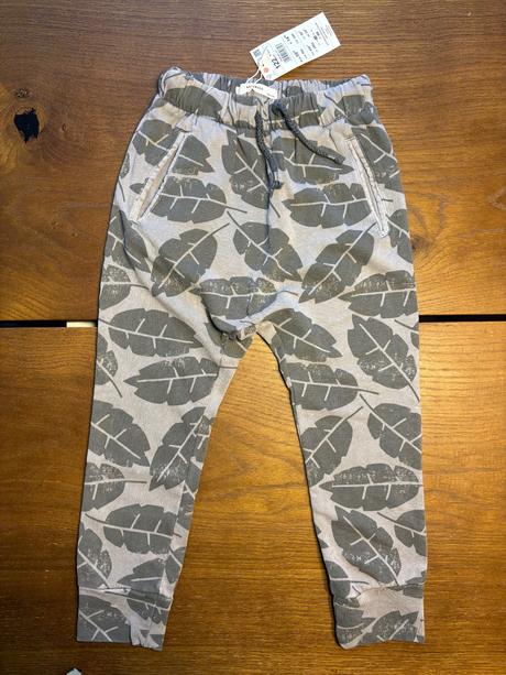 Tepláky reserved, reserved,122