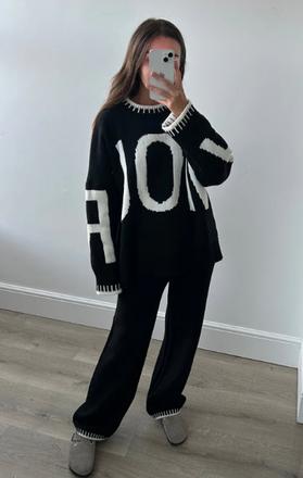 Krásny pletený komplet značky green apple, 