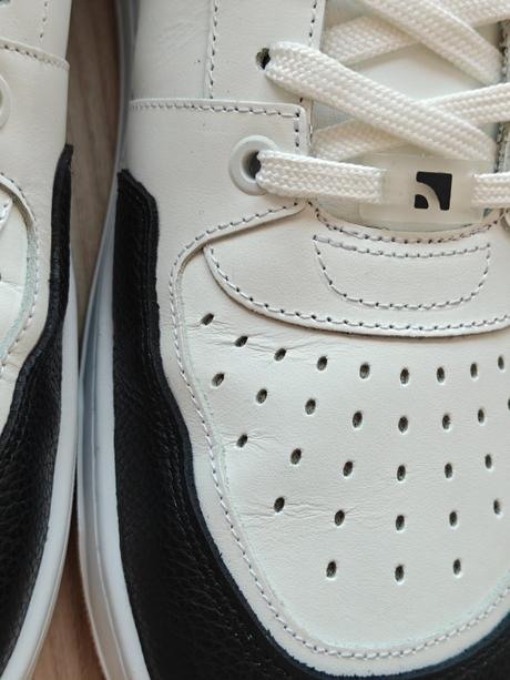 Barebarics wave - white & black 45 x331, be lenka,45