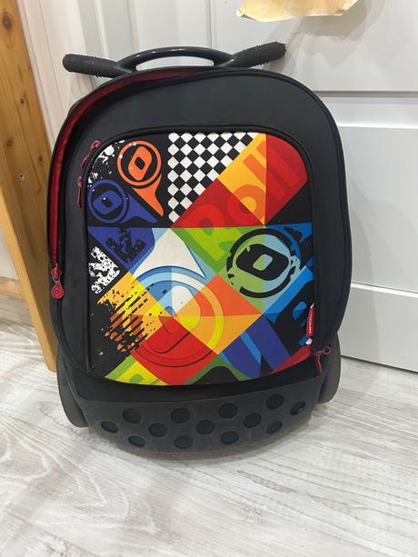 Školská taška na kolieskach, 