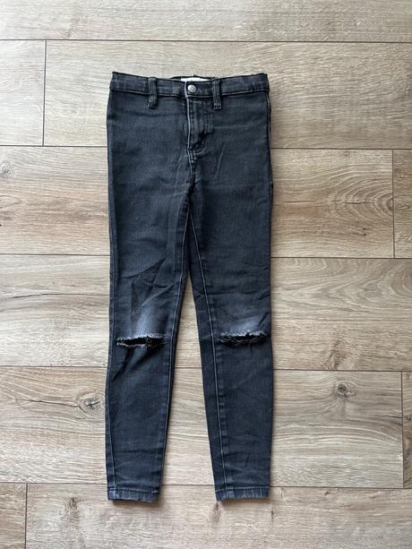 Tmavé rifle, reserved,128