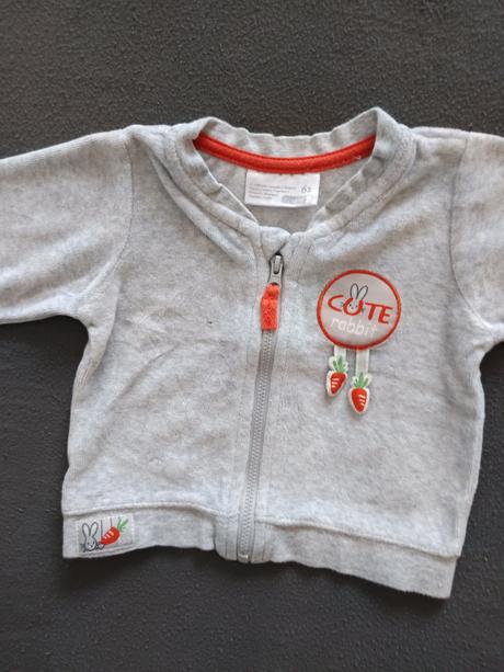 Mikina bez kapucne, 62