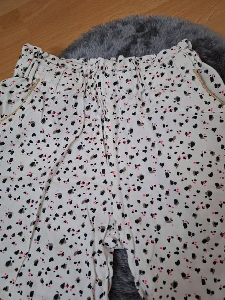 Tenké nohavice, 134