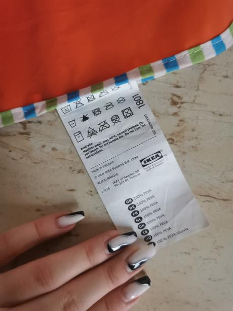 Sada pre deti tanier, fľaška, podbradníky, 