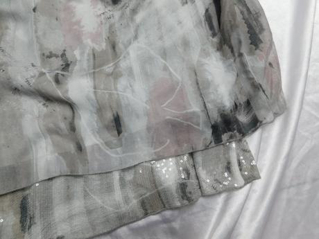 Pekna trendy bluzka, 48