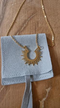 Náhrdelník z chirurgickej ocele sun, 