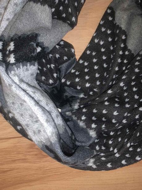 Kruhový šál/tunel, 