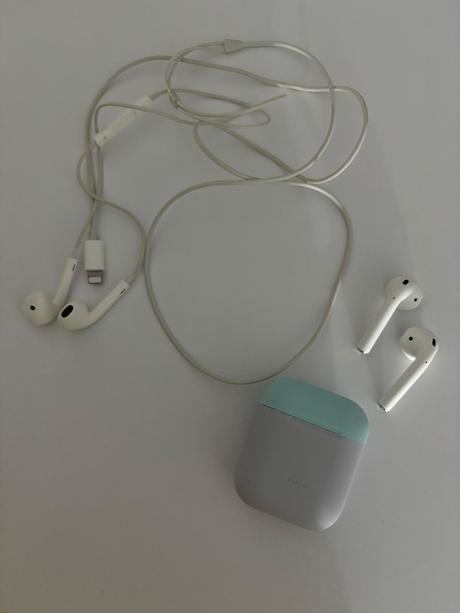 Apple airpods 1.gen, apple