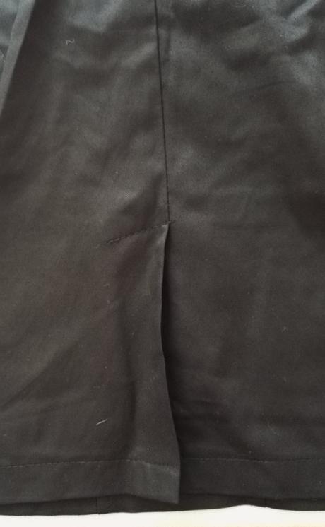 Šaty čierne krátke, 40