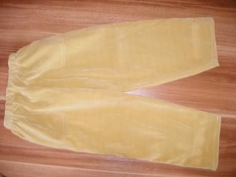 Bundička a nohavice, 104