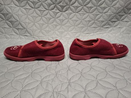 Papucky fischer s kvetmi, 30