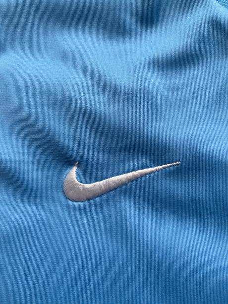 Dres nike, nike,l