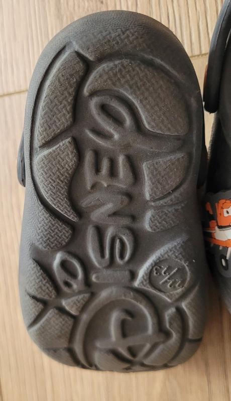 Crocsy disney dusty, disney,22