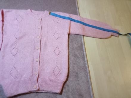 Ručné pletený teplý mohérový ružový svetrík, 146