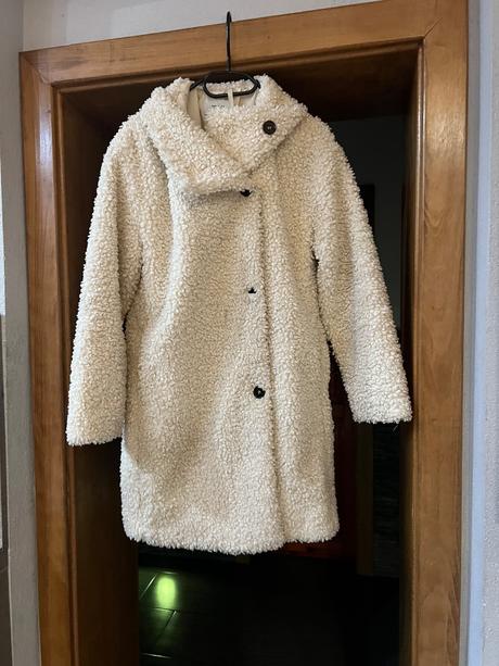 Teplý kvalitny kabát, reserved,m