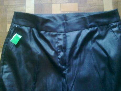 Cierne nohavice elegantne, l