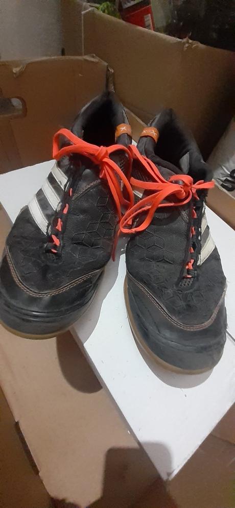 Panske i damske kopačky halovky, adidas,44