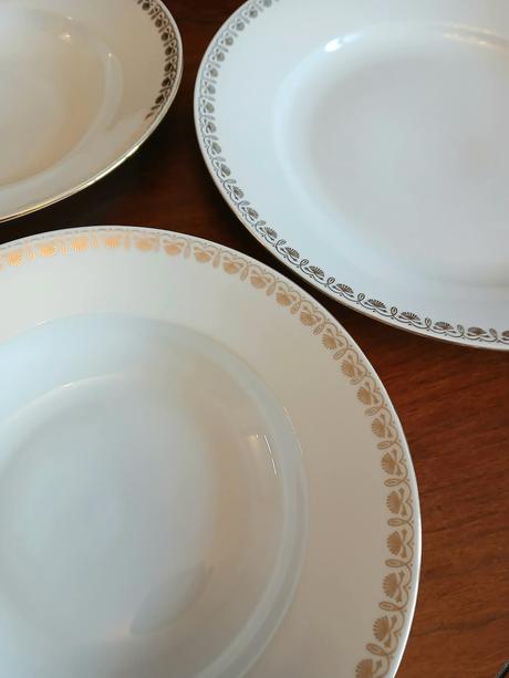 Krásne taniere a misa na doplnenie - zlatý vzor, 